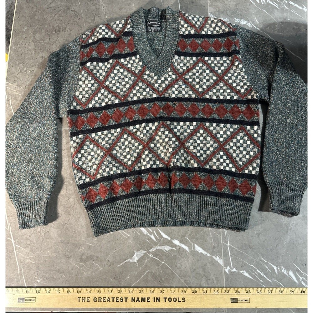 Vintage JcPenny’s Argyle Long Sleeve Sweater Men’s Size XL Gray Red
